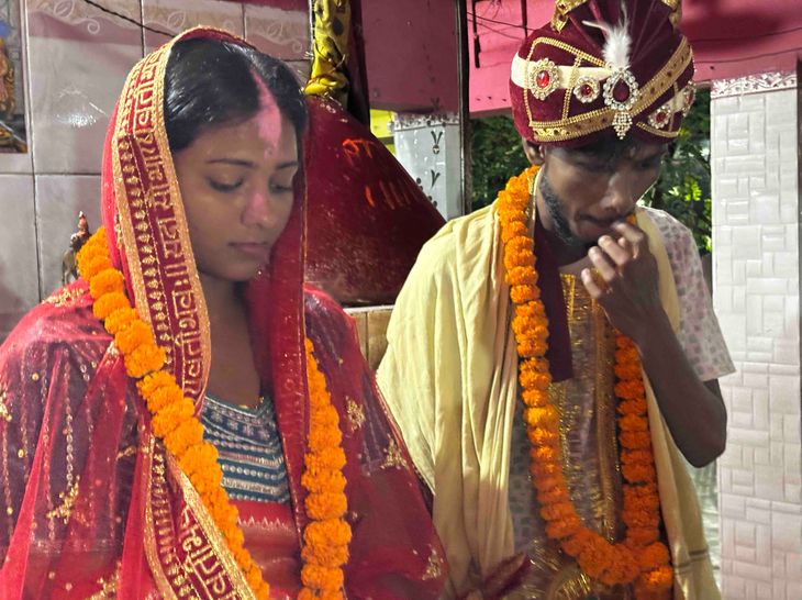 2 साल के अफेयर के बाद मोहल्ले-वाले ने कराई शादी:Instagram पर शुरू हुई थी बातचीत, परिवार की नाराजगी पर पुलिस तक पहुंचा था मामला