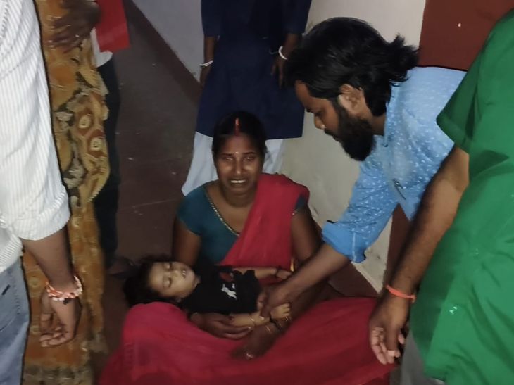 सांप के डंसने से 4 साल की बच्ची की मौत:बांका में ननिहाल में खेल रही थी, तबीयत बिगड़ने पर अस्पताल ले गए परिजन