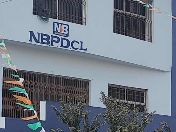 सीवान में आज मूर्ति विसर्जन जुलूस के लिए पावर कट:सुरक्षा के मद्देनजर रात 12 बजे तक सप्लाई बंद, लोगों से सहयोग करने की अपील