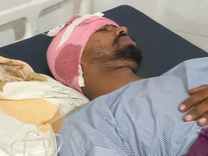 पूर्णिया में दुर्गापूजा मेला में युवक को 3 गोलियां मारीं:एक कनपटी में लगी; घायल अररिया का रहने वाला, पुराने विवाद में गोली मारने का आरोप