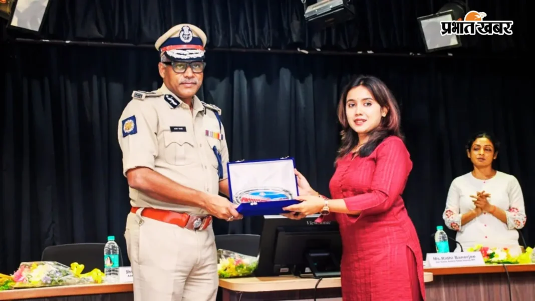 दुर्गा पूजा से पहले कोलकाता पुलिस की खास तैयारी, 125 पुलिसकर्मियों को महिला-बच्चे की सुरक्षा और साइबर जांच की ट्रेनिंग