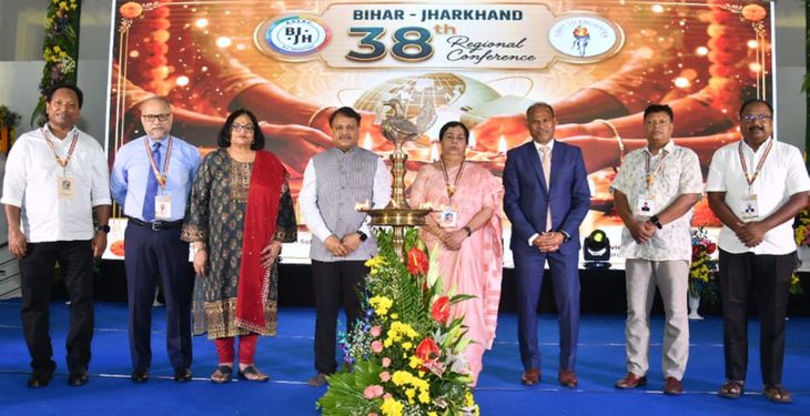 शिक्षा में बदलाव व नवाचार से ही छात्रों का सर्वांगीण विकास संभव : प्रिय रंजन