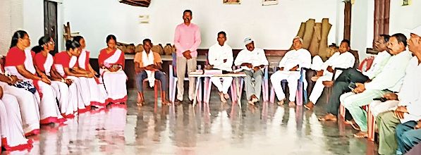 15 नवंबर के कार्यक्रम को भव्य बनाने पर चर्चा, समाज के लोगों ने बैठकर चर्चा की