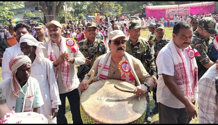 दुर्गाबाड़ी में भंडारे का आयोजन, सांसद ने की झारखंड में सुख, शांति और समृद्धि की कामना
