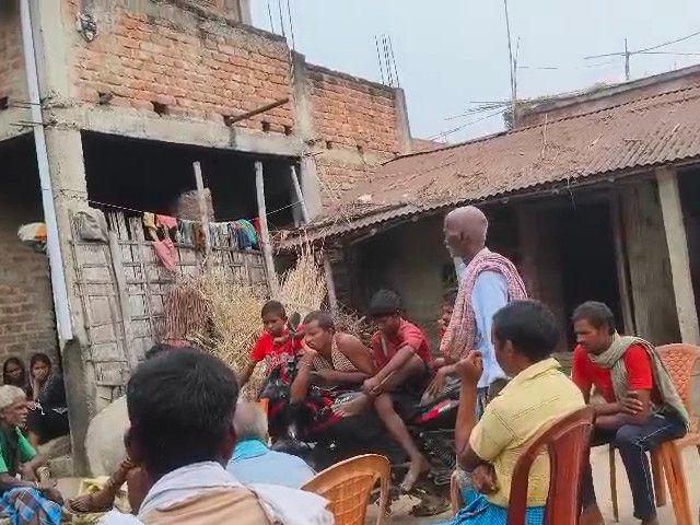 कटिहार के दो युवक दूसरे राज्यों से लापता:एक पंजाब से और दूसरा अंबाला से घर लौटते समय गायब, 2 महीने से नहीं लौटा घर