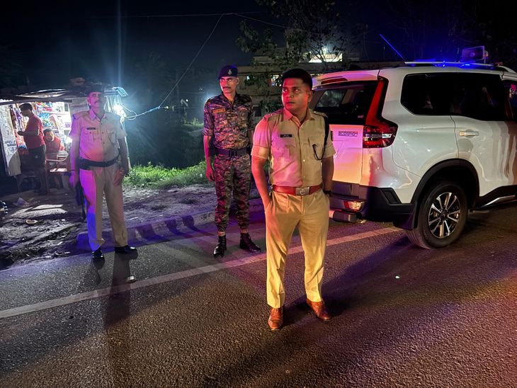 दुर्गा पूजा को लेकर सीतामढ़ी SP-DSP अलर्ट:आधी रात नेशनल हाईवे से चेकपोस्ट तक सुरक्षा का लिया जायजा