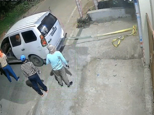 Deoghar SBI ATM Theft | Thieves Uproot Machine Using Gas Cutter & CCTV