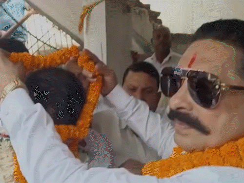 Anant Singh Supports Jan Suraj Candidate