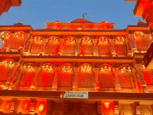 रांची में आज खुले 9 दुर्गा पूजा पंडालों के पट:14 से 21 अक्टूबर तक बदली रहेगी ट्रैफिक व्यवस्था, 23 पार्किंग स्थल और 144 ड्रॉप गेट