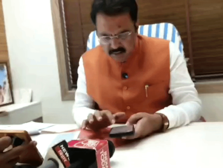 'राहुल गांधी नेता प्रतिपक्ष हैं या अराजकता के खलनायक?':दरभंगा में संजय सरावगी बोले- दिल्ली में विपक्ष का प्रदर्शन पूरी तरह फ्लॉप
