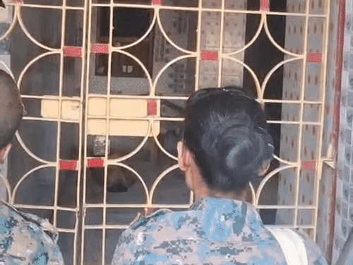 मुजफ्फरपुर- मंदिर में पुजारी की संदिग्ध मौत:अंदर से बंद था दरवाजा, फर्श पर मिली 80 साल के महंत की लाश; मुंह से झाग निकल रहा था