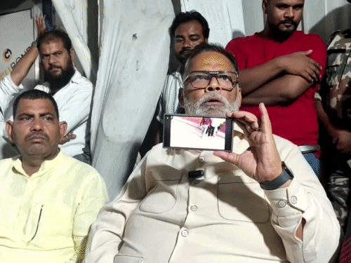 सांसद पप्पू यादव पहुंचे गिरिडीह:बोले- RSS के गुंडे हमारे देश की बच्चियों को पीट रहे हैं, अब उन्हें देना होगा जवाब