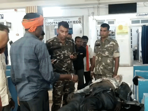 गिरिडीह में दो बाइक की टक्कर, एक की मौत:हादसे में तीन घायल; ताराटांड़ में हुई घटना; फैक्ट्री से घर लौटते वक्त हुई दुर्घटना
