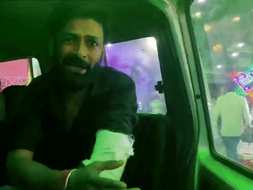पटना में पुरानी रंजिश में फायरिंग और मारपीट:पूजा पंडाल के पास प्रसाद वितरण के दौरान हुआ विवाद; युवक के हाथ में लगी बुलेट