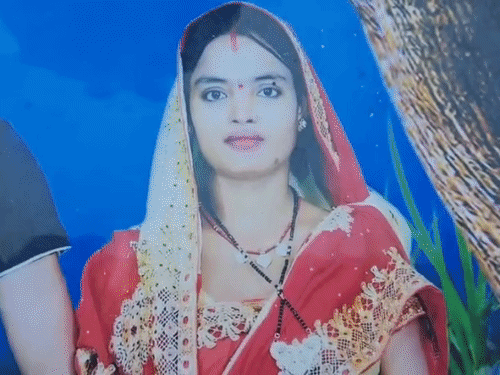 'विधवा महिला के लिए दामाद ने बेटी को मारा':दरभंगा में महिला की हत्या के बाद शव जलाने का आरोप, वारदात के बाद पति परिवार समेत फरार