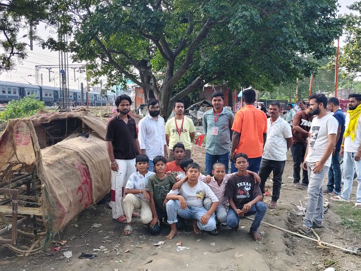 मधेपुरा- 21 अक्टूबर को दो जगह होगा रावण दहन:रेलवे स्टेशन पर 25 फीट का पुतला जलेगा, भीड़ के चलते वाहनों की एंट्री बंद