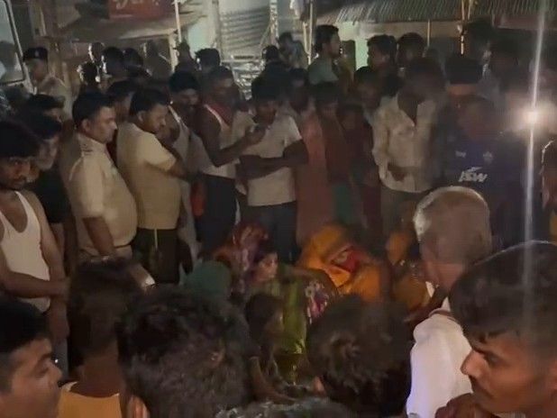 चार पहिया वाहन ने साइकिल सवार किसान को कुचला, मौत:सुपौल-गुस्साए लोगों ने NH-106 जाम किया; पुलिस के आश्वासन पर हटाया