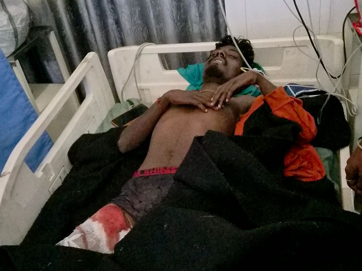 हजारीबाग में फायरिंग, दो युवक घायल:केरेडारी में बाइक लूटने की कोशिश का आरोप, दो युवकों ने वारदात को दिया अंजाम