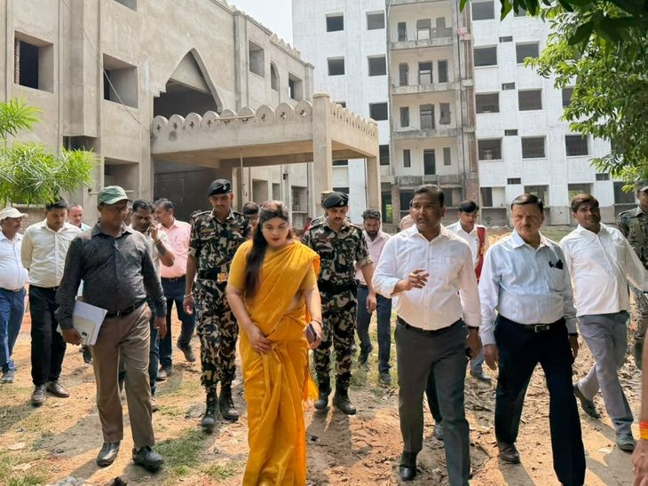 दिसंबर तक हैंडओवर होगा निर्माणाधीन मातृ-शिशु अस्पताल:औरंगाबाद में डीएम ने किया निरीक्षण, तय समय में गुणवत्ता के साथ काम के निर्देश