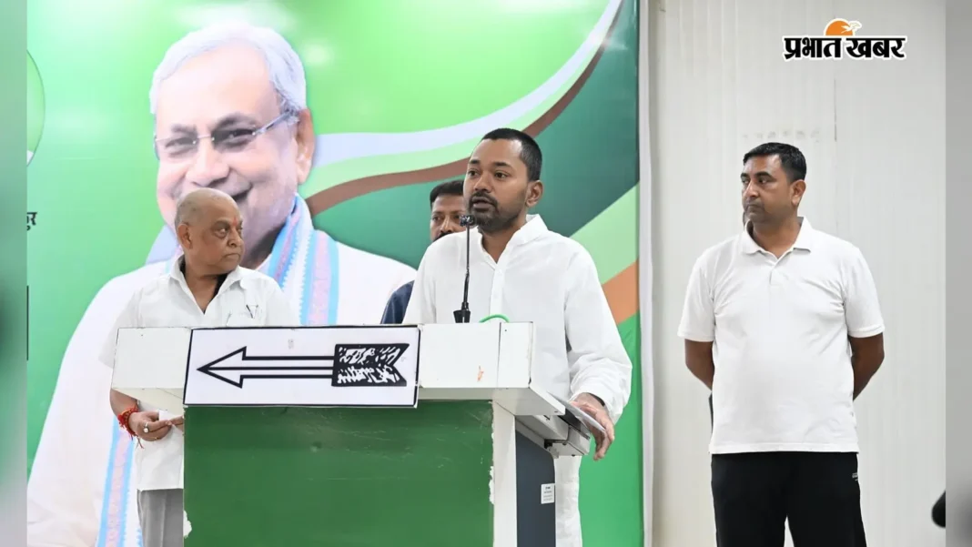 पटना MLC चुनाव : अनंत-नीरज विवाद में निशांत कुमार और श्रवण कुमार की इंट्री, ललन सिंह बोले- दोनों मिलेंगे तो करा देंगे समझौता