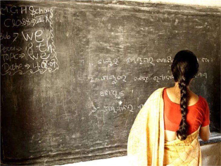 50 फीसदी शिक्षक अब तक टेस्ट से जुड़े तक नहीं:शिक्षकों का मॉक टेस्ट 27 से, मोबाइल से 20 मिनट के अंदर 10 सवालों के जवाब देने होंगे