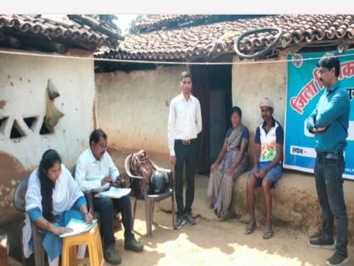 पानी के लिए रोज संघर्ष:जूनियर महिला एशिया कप हॉकी में गोल्ड जीतने वाली टीम की पार्वती के घर न छत, न शौचालय