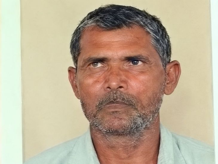 मेला देखने जा रहे अधेड़ की रोड एक्सीडेंट में मौत:कार ने ई-रिक्शा को टक्कर मारी, दोनों ड्राइवर भागे